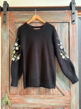 Simply Couture Black Crewneck Sweater with Daisy Sleeve Embroidery